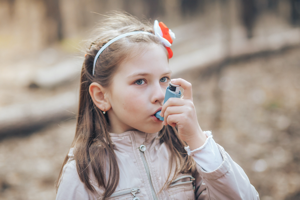 Kind-Asthma-Mikroplastik_AdobeStock_142497554.jpeg
